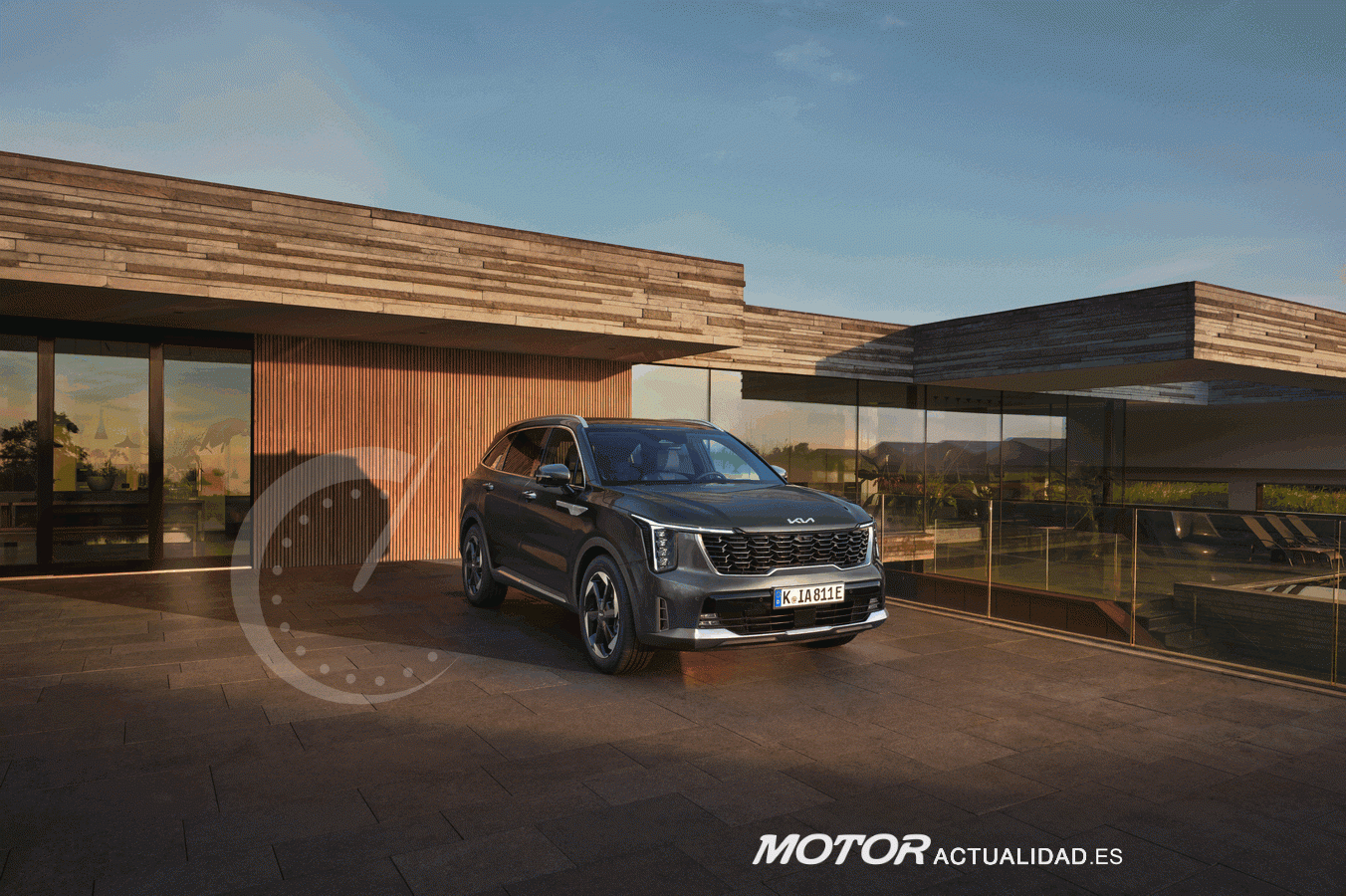 Sorento_PHEV_MY25_BeautyShot_Outdoor_3_4_Front_wo_Talent_RGB